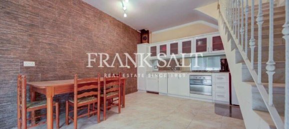 2 bedrooms House in Marsalforn, Malta No. 826 15