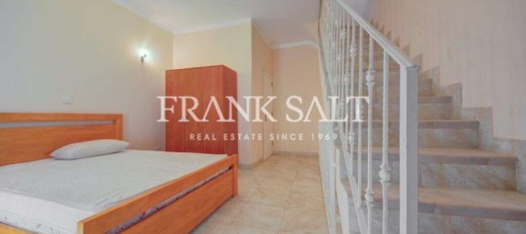 2 bedrooms House in Marsalforn, Malta No. 826 6