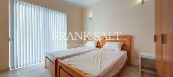 2 bedrooms House in Marsalforn, Malta No. 826 11