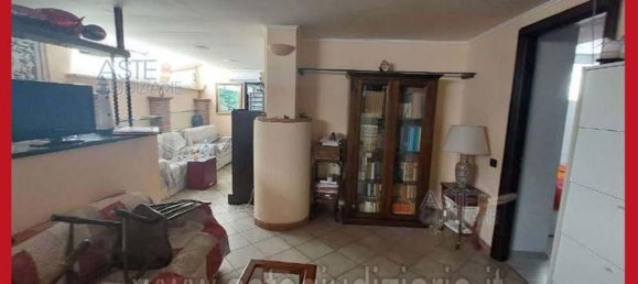 Apartamento T5 em Rome, Italy N.º 330824 10