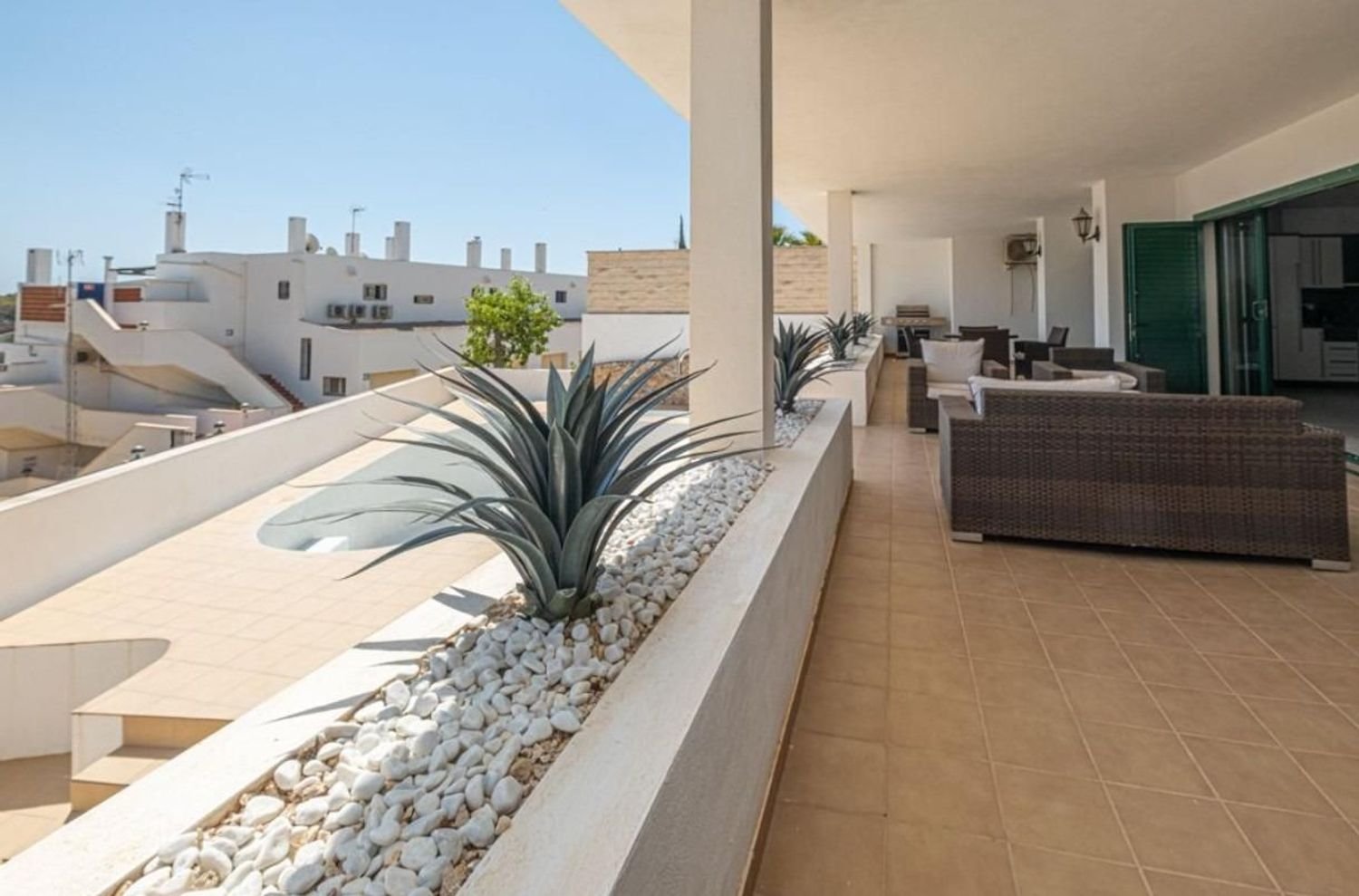 3 bedrooms Apartment in Alicante, Spain No. 210537