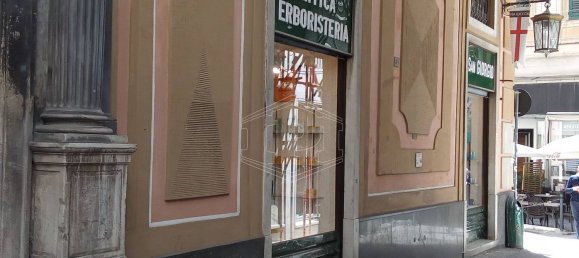 380m² Commercial property in Genoa, Italy No. 271702 4