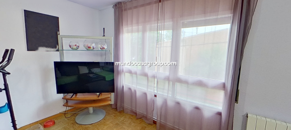 4 bedrooms Apartment in Girona, Spain No. 189738 5