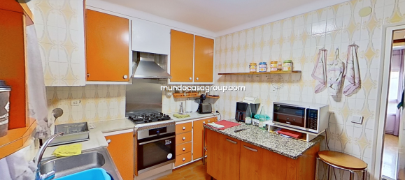 4 bedrooms Apartment in Girona, Spain No. 189738 11