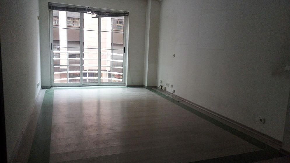 Apartamento de 1 dormitorio en León, Spain No. 75277