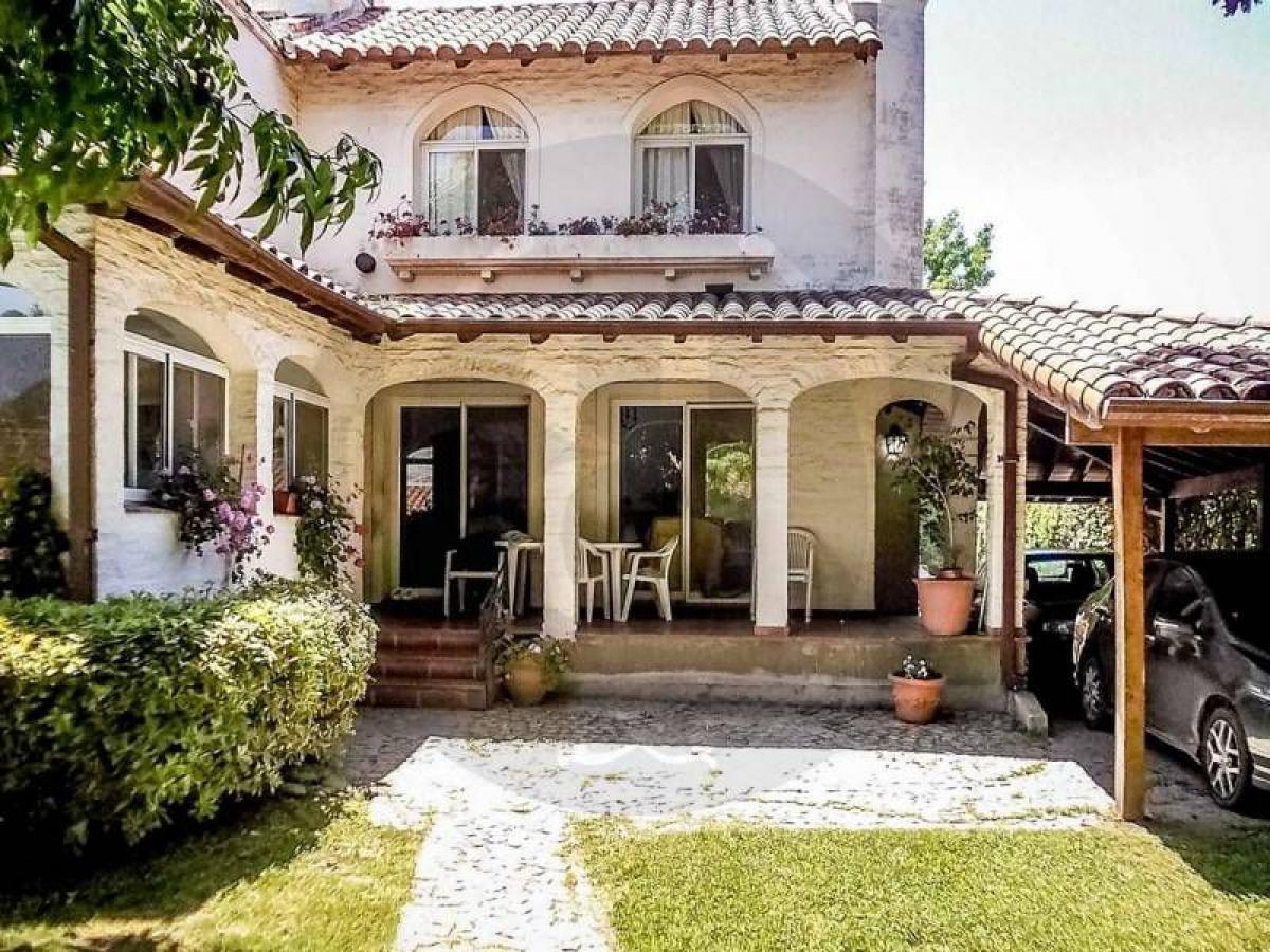 4 bedrooms House in Pilar, Argentina No. 91867