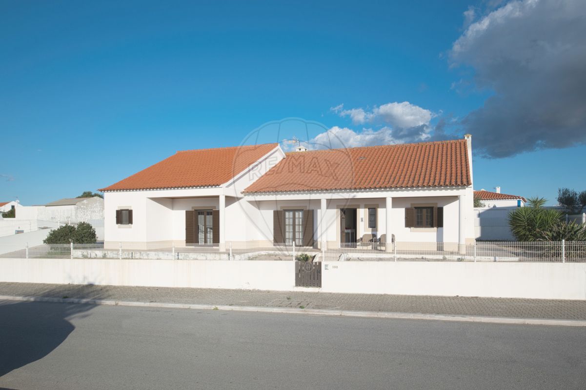 3 bedrooms House in Alcacer do Sal, Portugal No. 21980