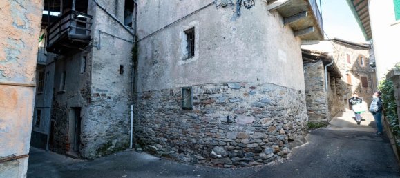 Studio in Lesa, Italy, Nr. 223484 5