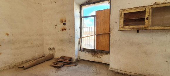 4-salle Maison à Aradeo, Italy No. 238070 8