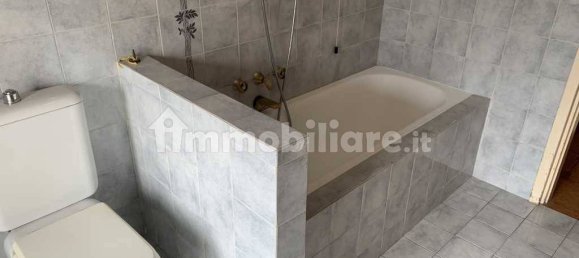 Apartamento de 4 dormitorios en Massa, Italy No. 142321 15