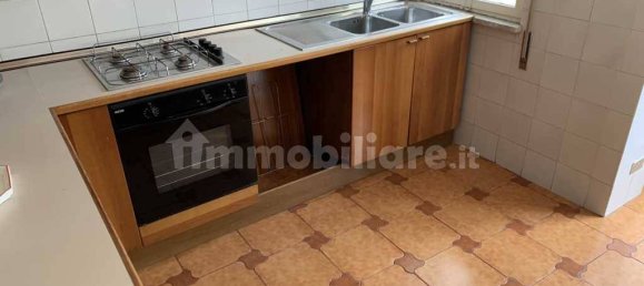 Apartamento de 4 dormitorios en Massa, Italy No. 142321 8