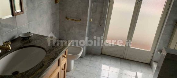 Apartamento de 4 dormitorios en Massa, Italy No. 142321 14