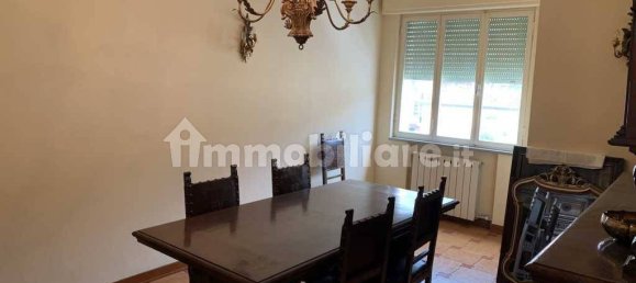 Apartamento de 4 dormitorios en Massa, Italy No. 142321 5