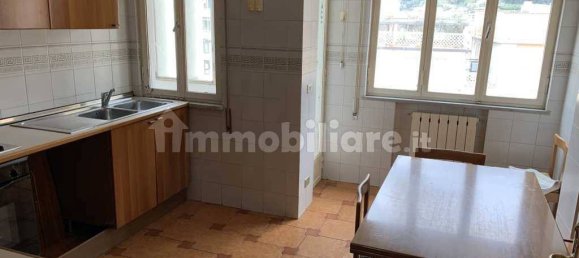 Apartamento de 4 dormitorios en Massa, Italy No. 142321 9