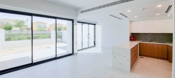 4 bedrooms Villa in Dubai Land, UAE No. 51916 20