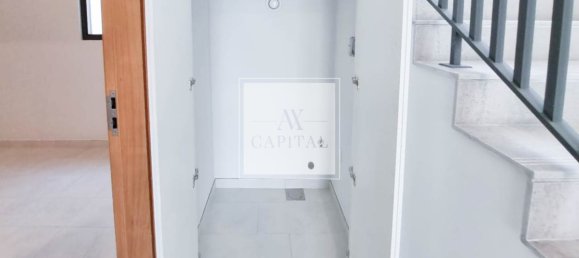 4 bedrooms Villa in Dubai Land, UAE No. 51916 12