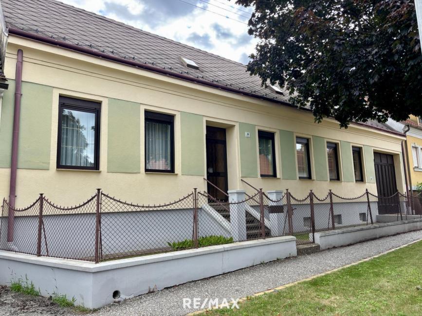 4-salle Maison à Hohenruppersdorf, Austria No. 199310