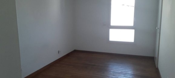 1 bedroom Apartment in Reims, France No. 96878 5