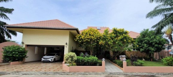 4 bedrooms House in Pattaya, Thailand No. 61501 3