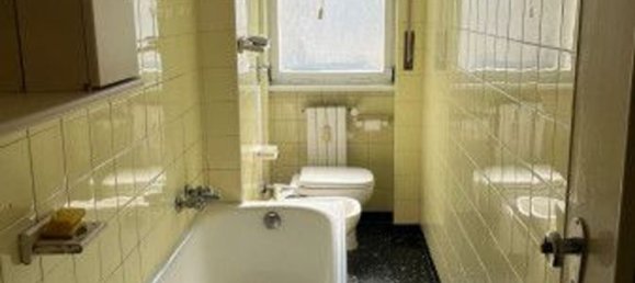 Estudio en Milan, Italy No. 330326 7