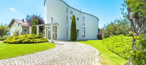 3 bedrooms Commercial property in Passau, Germany No. 232783 2