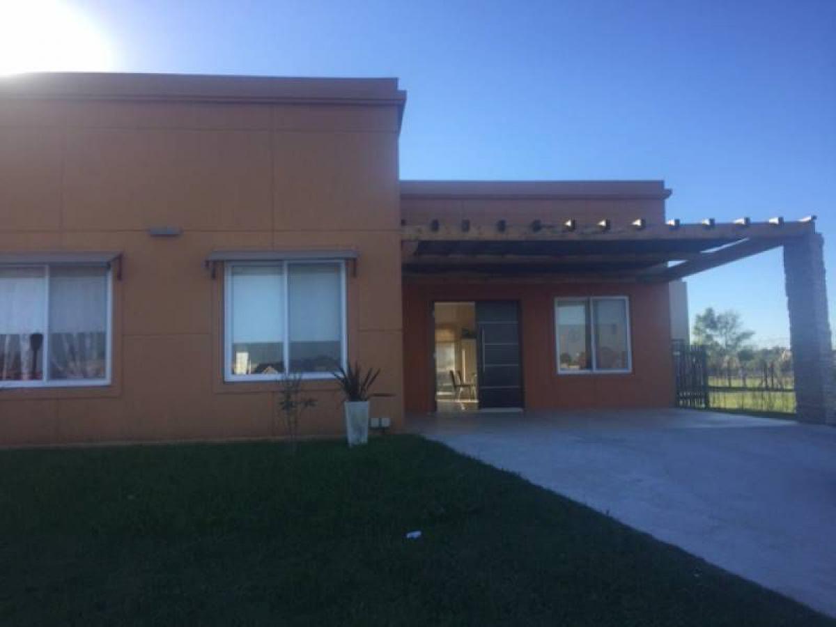 3 Schlafzimmer Haus in Pilar, Argentina, Nr. 88469