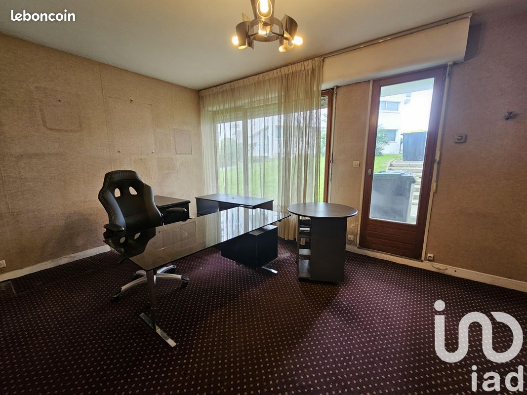 Apartamento de 2 dormitorios en Royan, France No. 95963