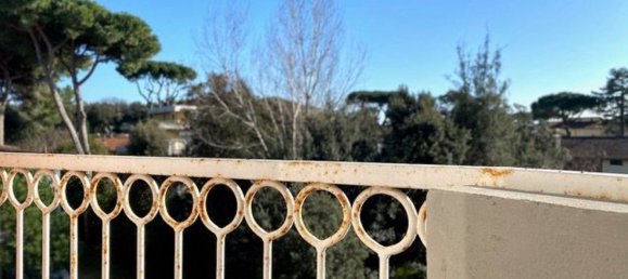 5 rooms Apartment in Massa, Italy No. 199355 6