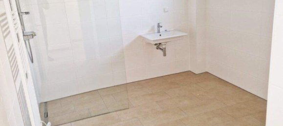 Apartamento de 3 divisões em Mariatrost, Austria N.º 244400 9