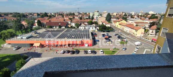 Apartamento T2 em Rho, Italy N.º 380444 14