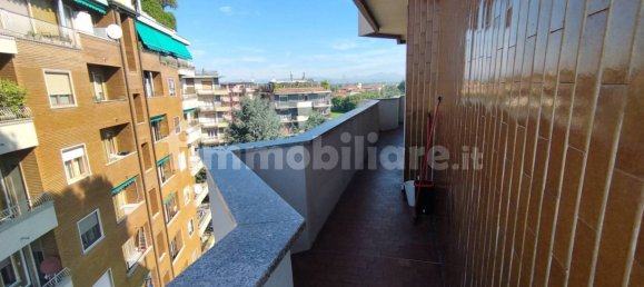Apartamento T2 em Rho, Italy N.º 380444 15