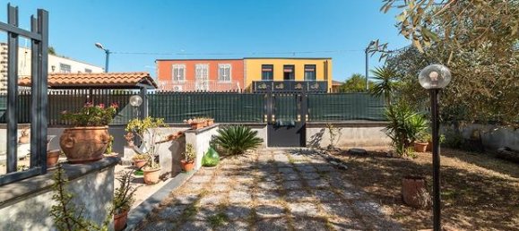 Villa de 3 habitaciónes en Catania, Italy No. 276709 6