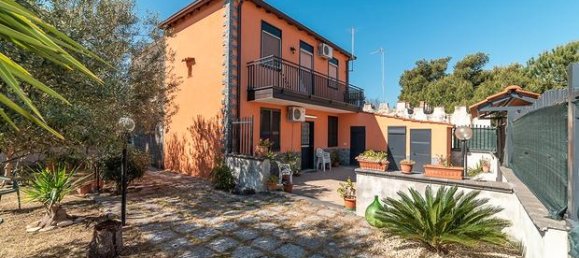 Villa de 3 habitaciónes en Catania, Italy No. 276709 3