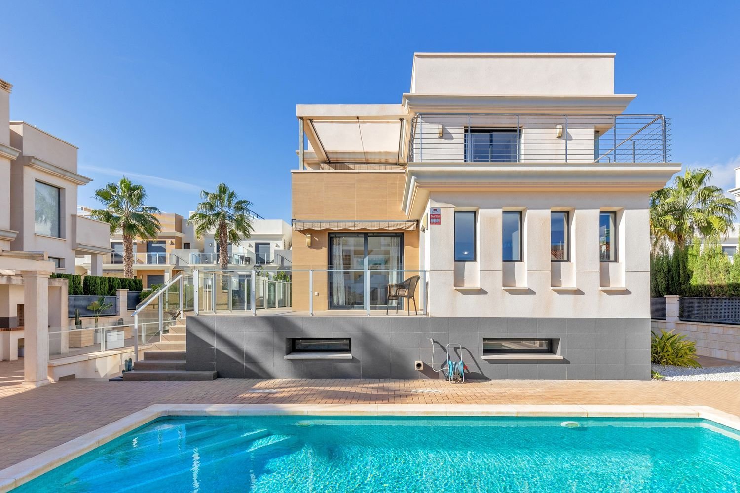 5 bedrooms Villa in La Zenia, Spain No. 152239