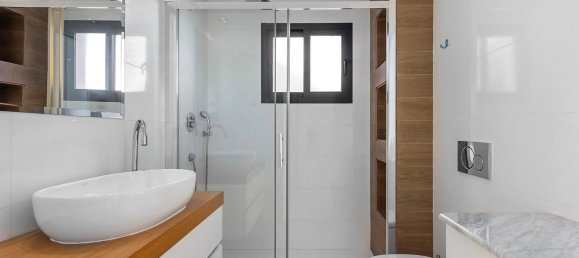 5 bedrooms Villa in La Zenia, Spain No. 152239 23