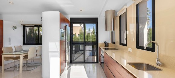 5 bedrooms Villa in La Zenia, Spain No. 152239 11