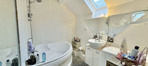 2 Schlafzimmer Haus in Rouvres-en-Multien, France, Nr. 228670 10