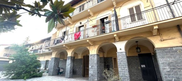2 bedrooms Apartment in Grugliasco, Italy No. 177321 5