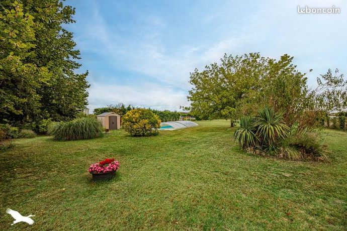 4 chambres Maison à Vienne, France No. 313235