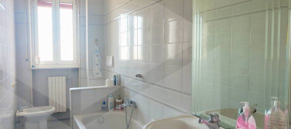 4غرفة شقة في Modugno, Italy رقم 34433 16