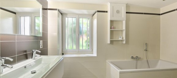 4 bedrooms House in Metz, France No. 228207 7