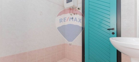 Oficina de 3 habitaciónes en Busto Arsizio, Italy No. 55756 21