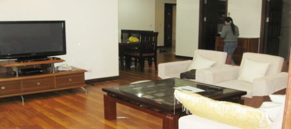 3 bedrooms Apartment in Tay Ho, Vietnam No. 6087 7