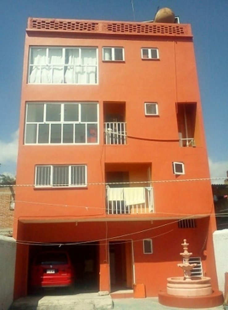 219m² Building in Morelos, Mexico No. 202400
