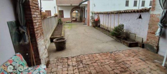 3غرفة منزل في Fornovo San Giovanni, Italy رقم 143133 4