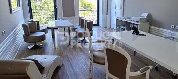 537m² Building in Porto, Portugal No. 142182 6