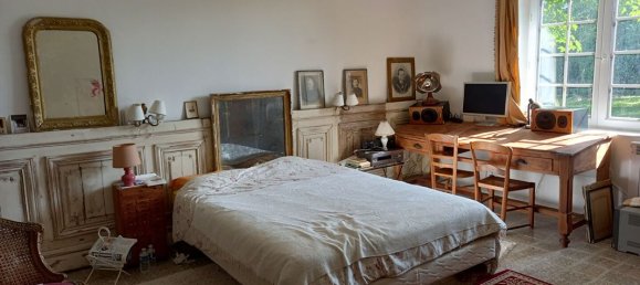 5 bedrooms House in Houdan, France No. 189255 13