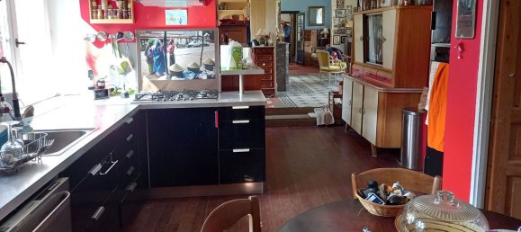 5 bedrooms House in Houdan, France No. 189255 12