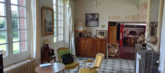 5 bedrooms House in Houdan, France No. 189255 3