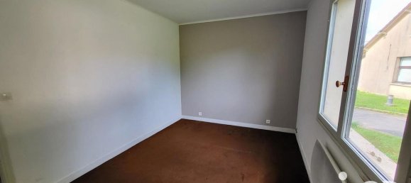 3 bedrooms House in Montereau, France No. 236747 7